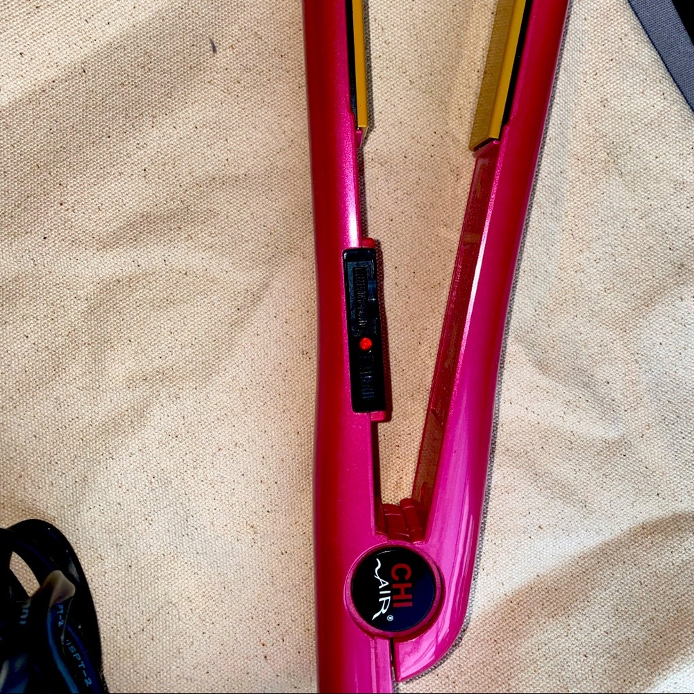 Almost New CHI Pink Temperature Control Flat Iron